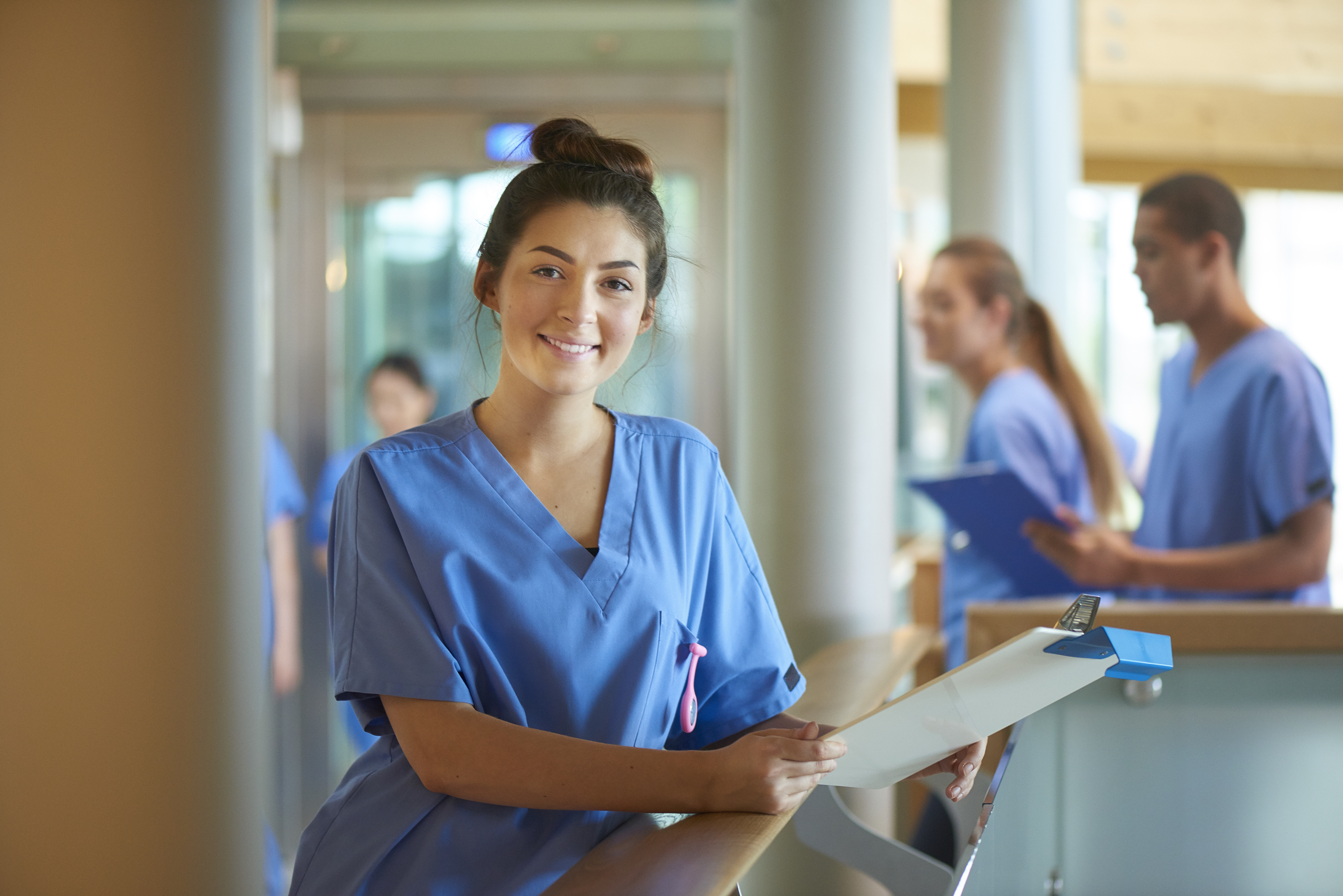 young female doctor in ward (iStock-496710286)